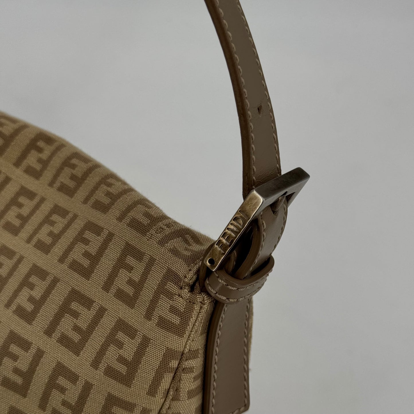 Fendi Baguette Mama