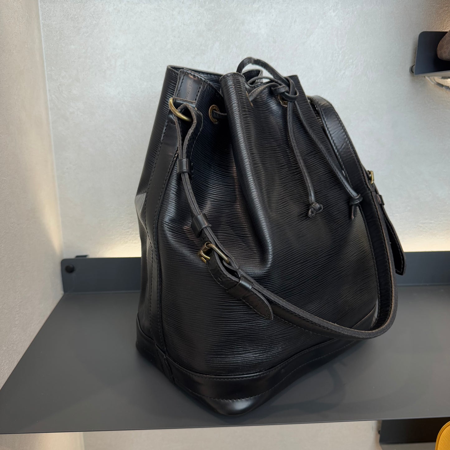 Louis Vuitton Noé Épi
