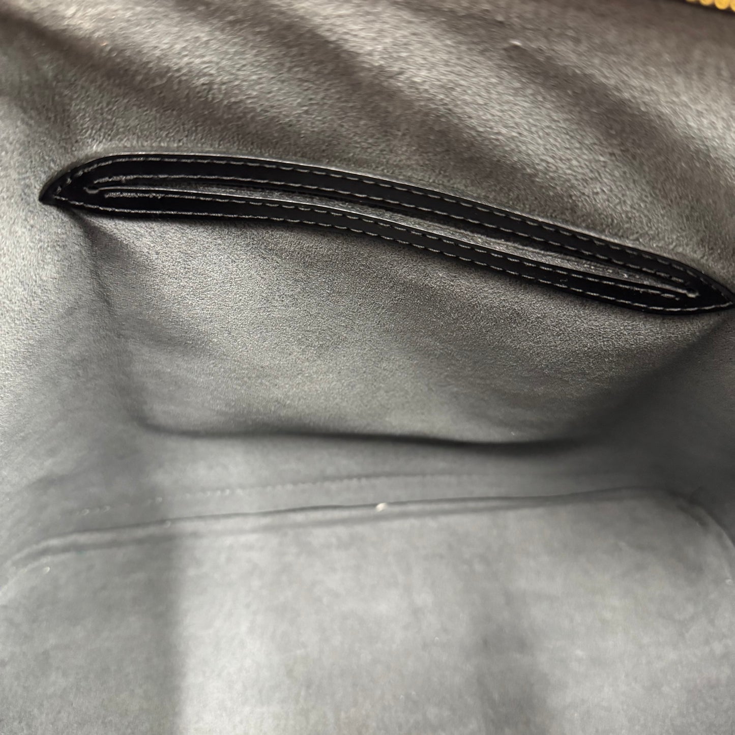 Louis Vuitton Alma