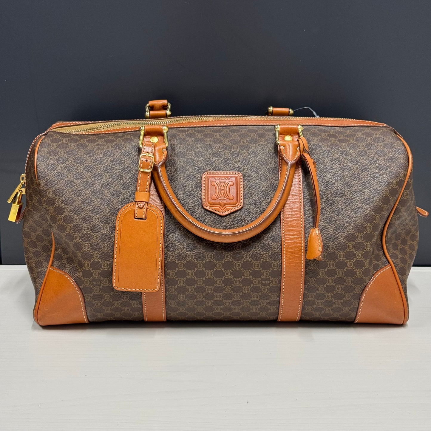 Céline Boston 40