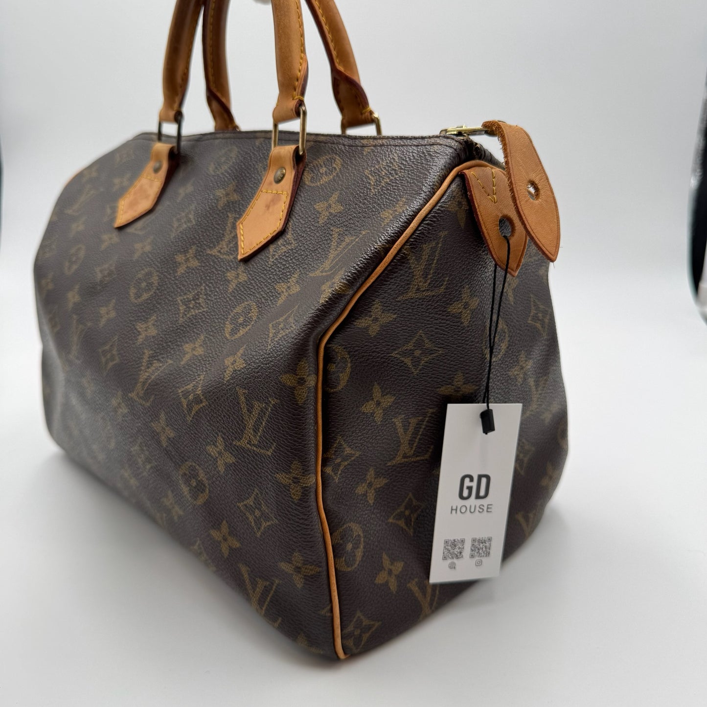 Louis Vuitton Speedy 30