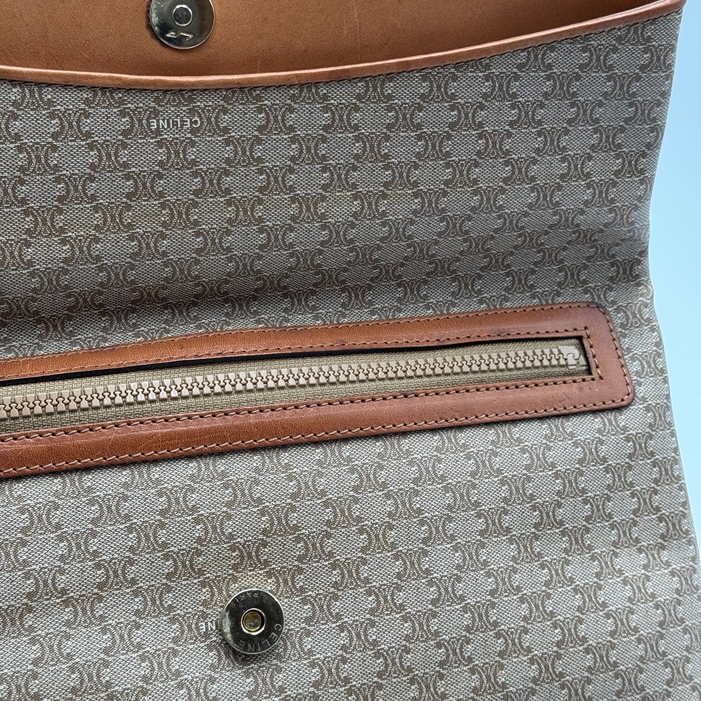 Celine Pochette