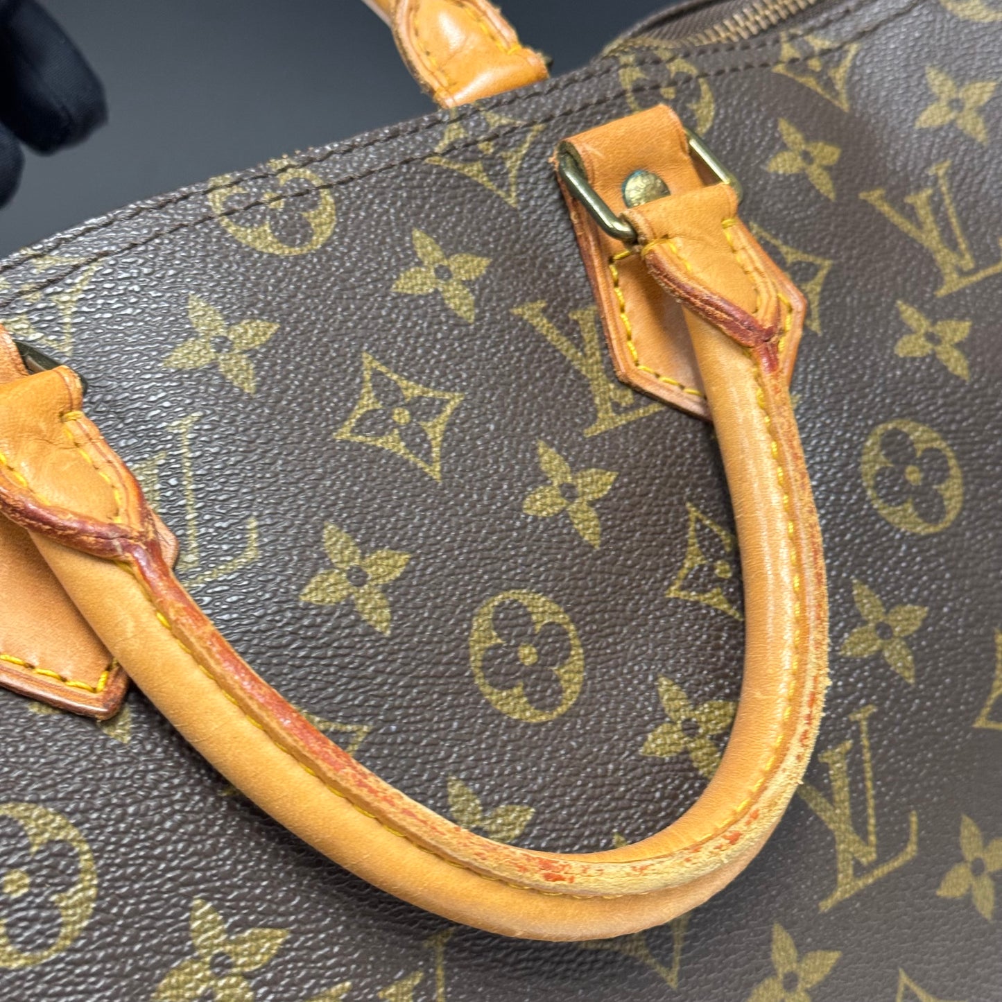 Louis Vuitton Speedy 35
