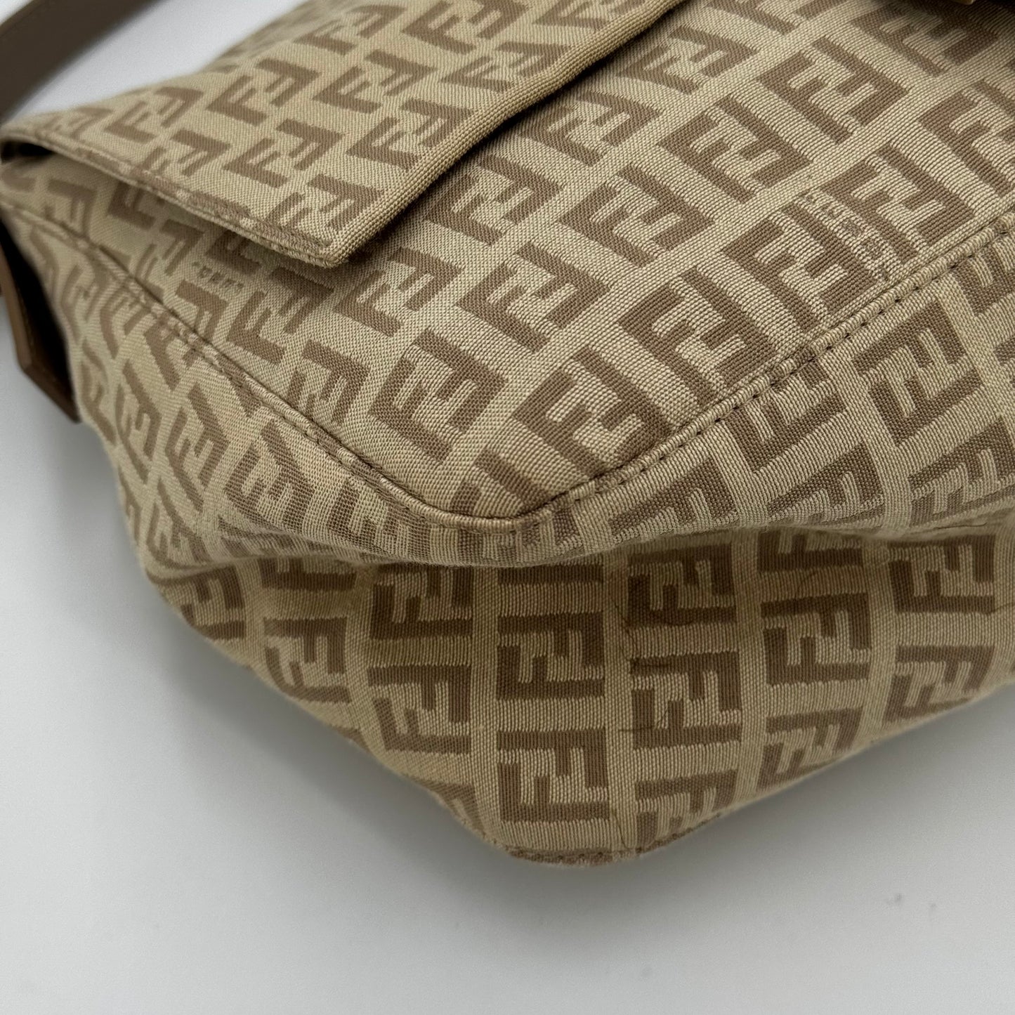 Fendi Baguette Mama
