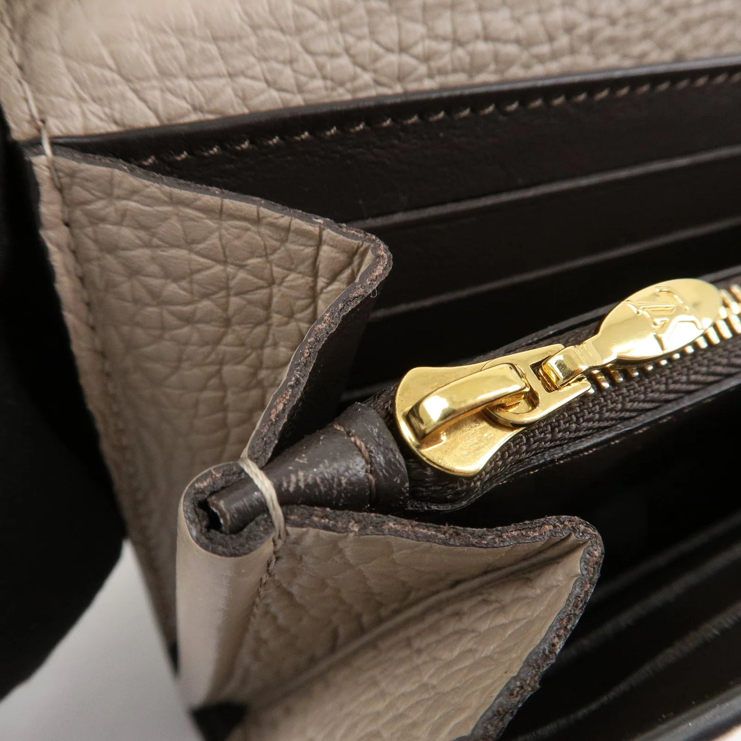 Louis Vuitton Portefeuille capucine