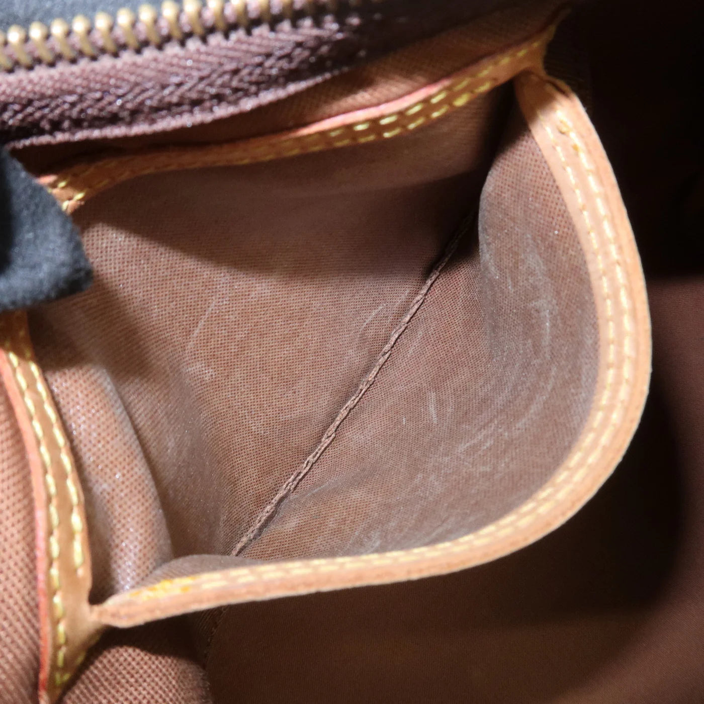 Louis Vuitton Speedy 35