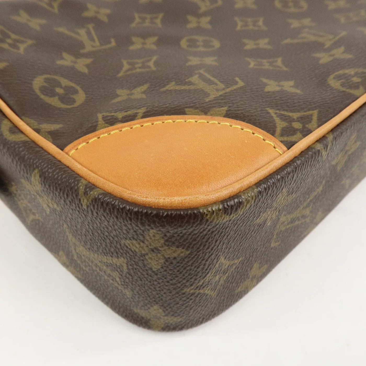 Louis Vuitton Compiègne