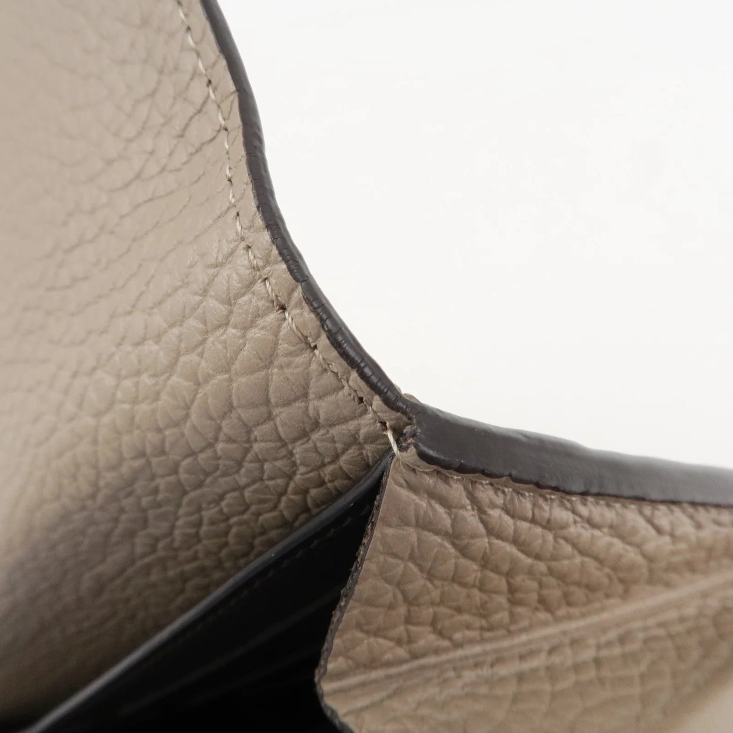 Louis Vuitton Portefeuille capucine