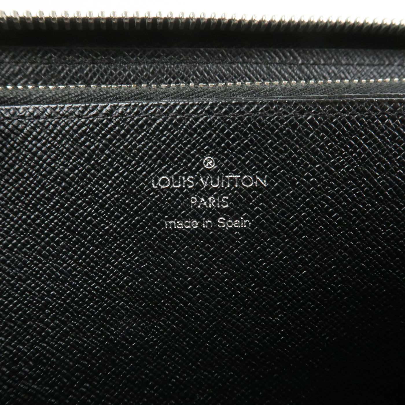 Louis Vuitton Zippy long