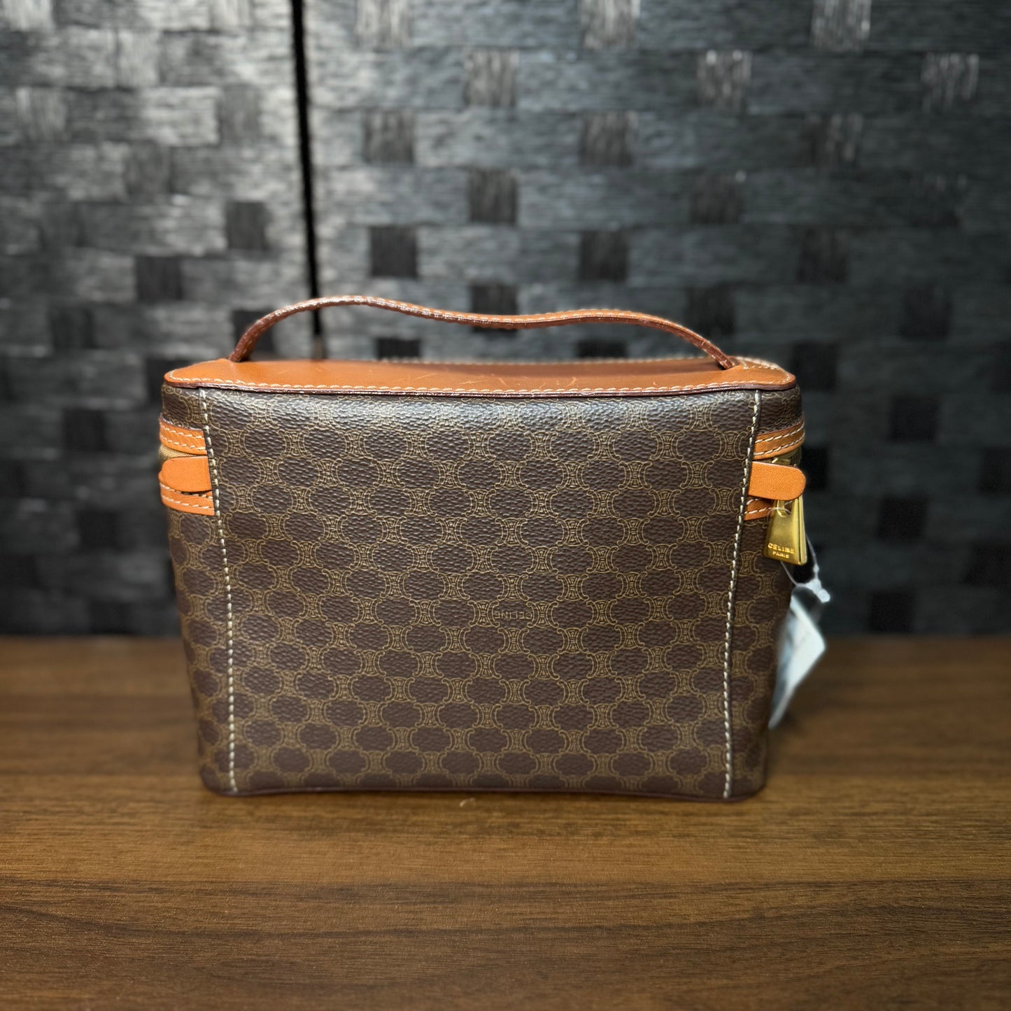Céline Vanity