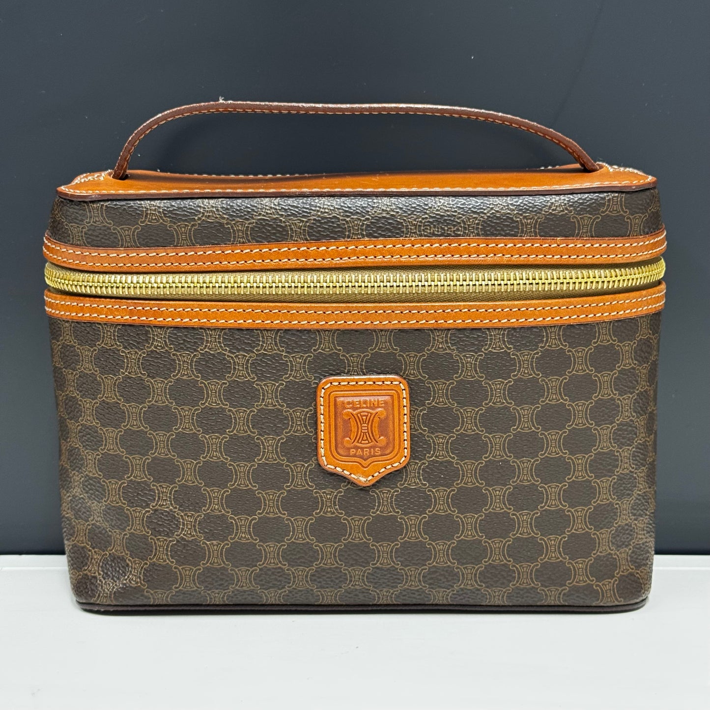 Céline Vanity