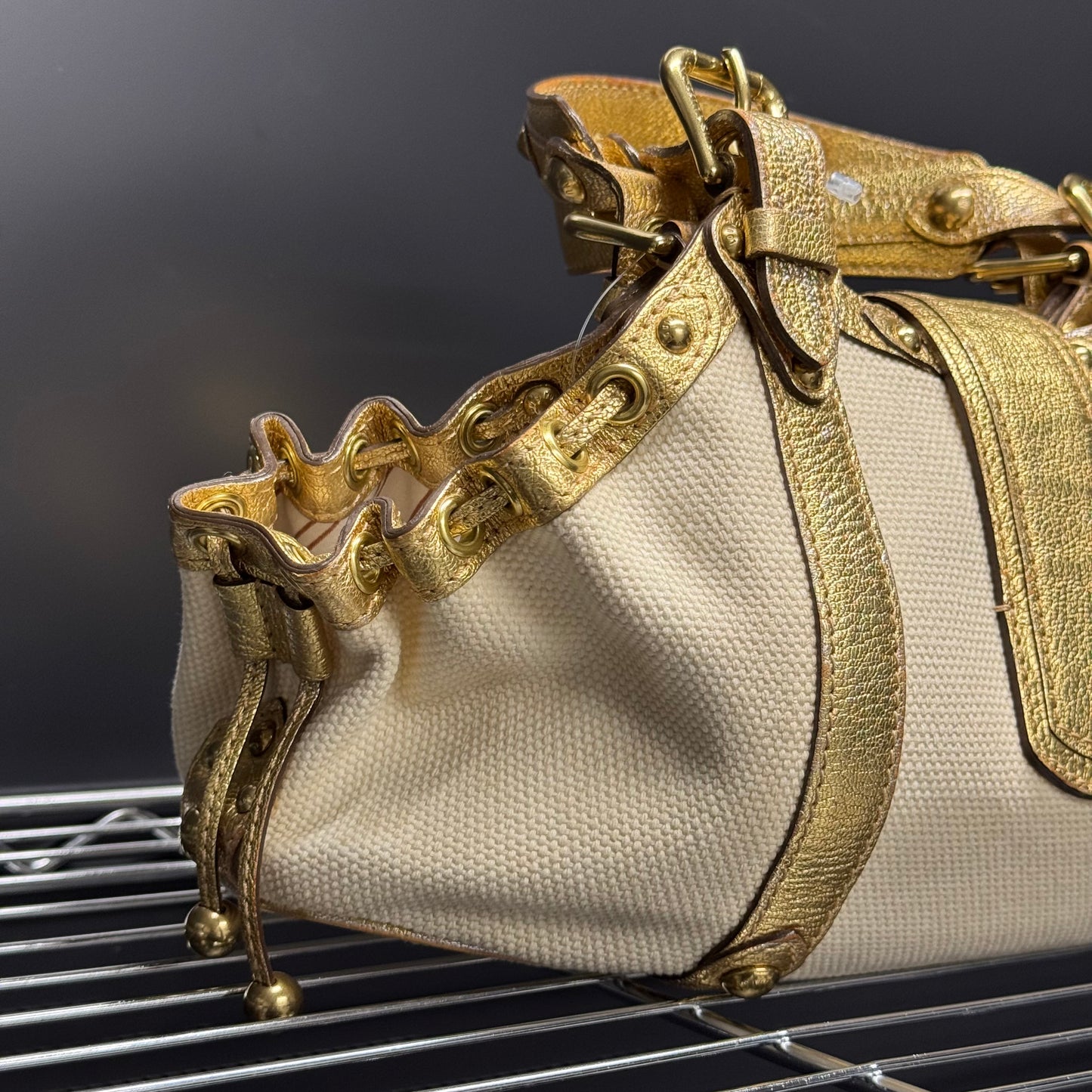 Louis Vuitton Theda