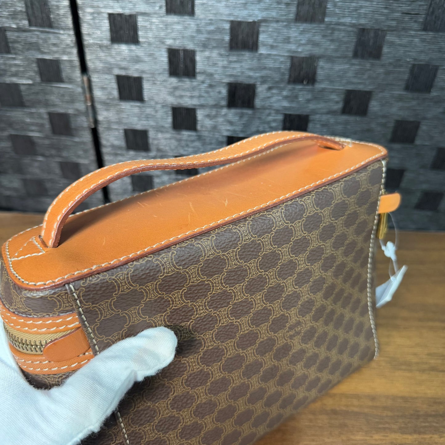 Céline Vanity