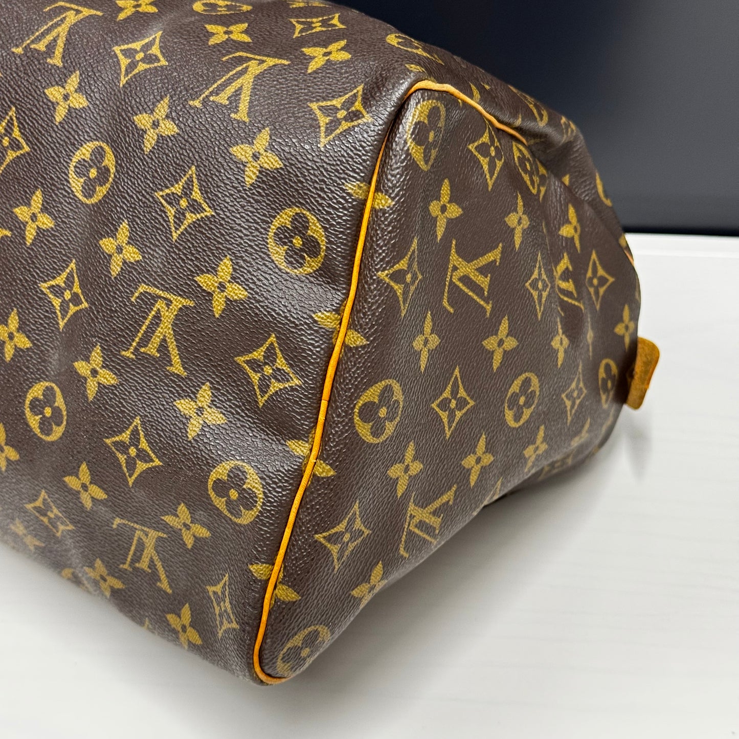 Louis Vuitton Speedy 35