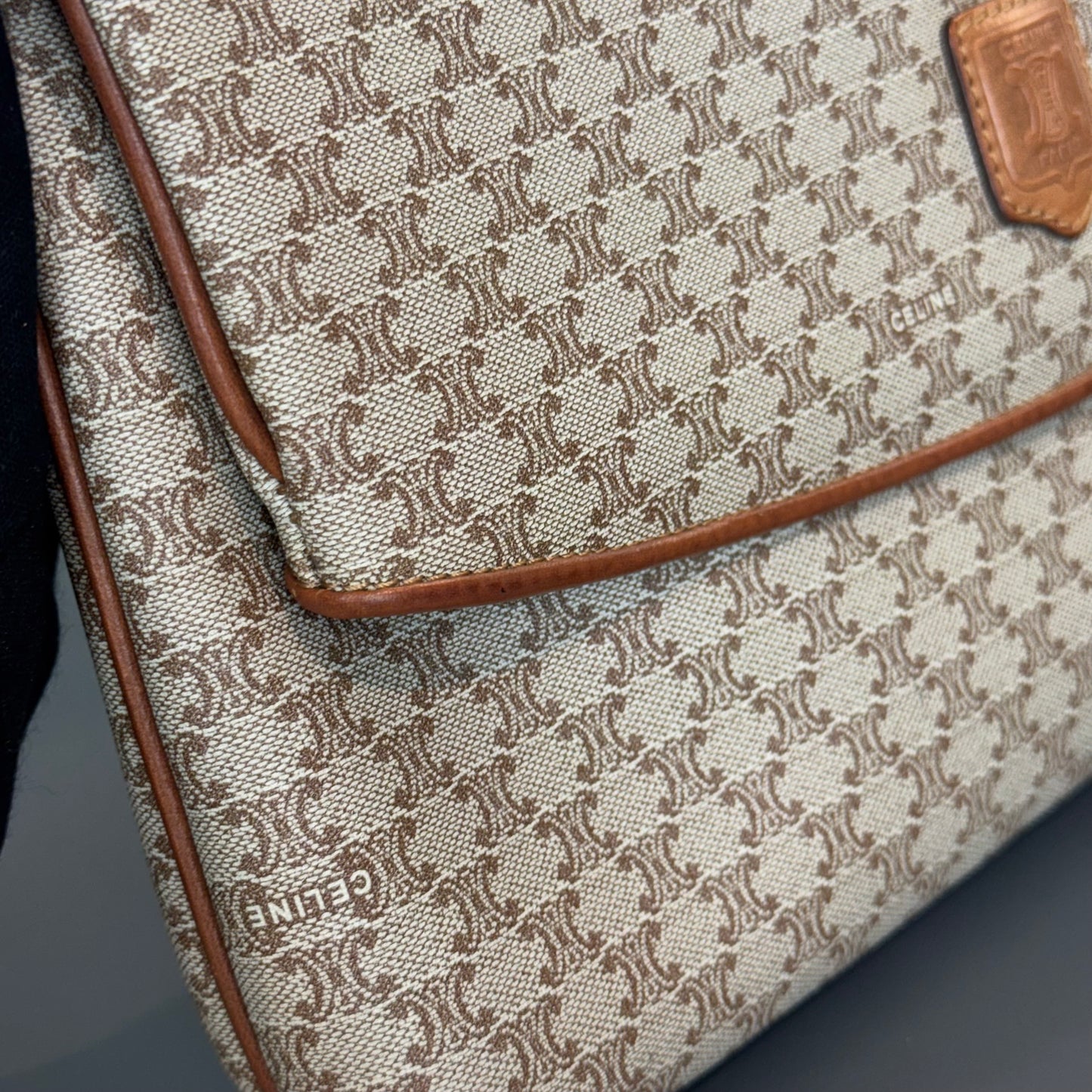 Céline Pochette GM