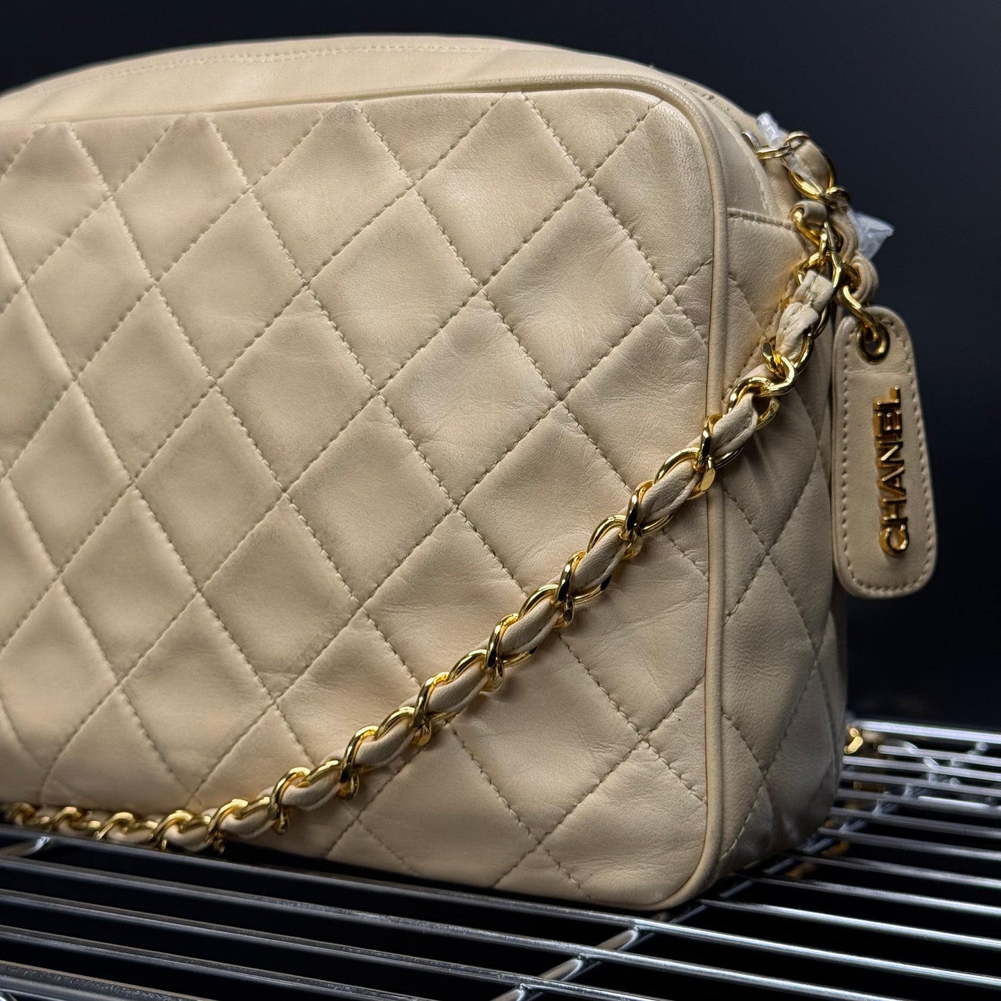 Chanel Caméra Beige