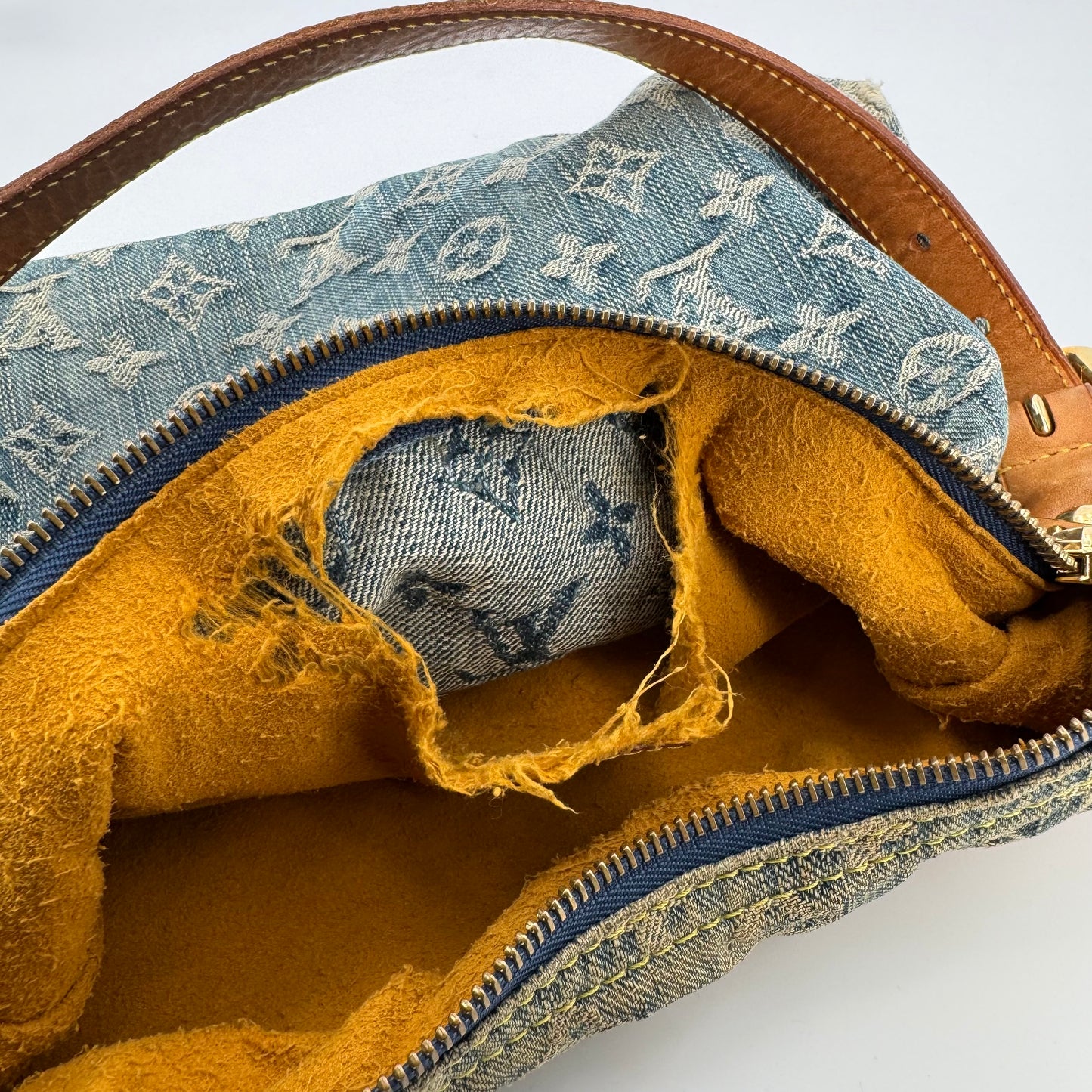 Louis Vuitton Baggy