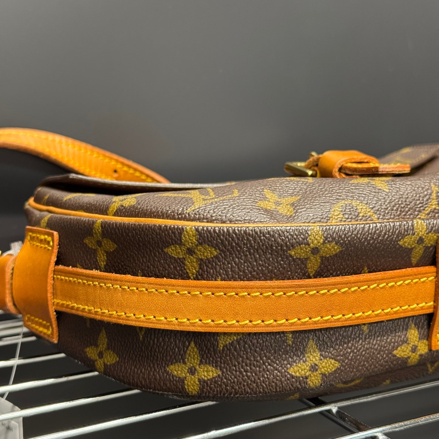 Louis Vuitton Jeune fille