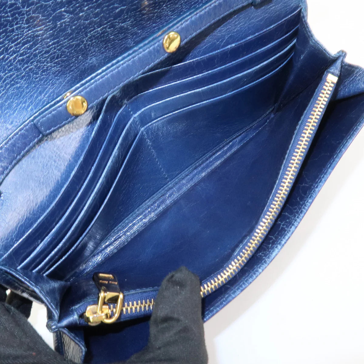 Miu Miu Wallet on chain