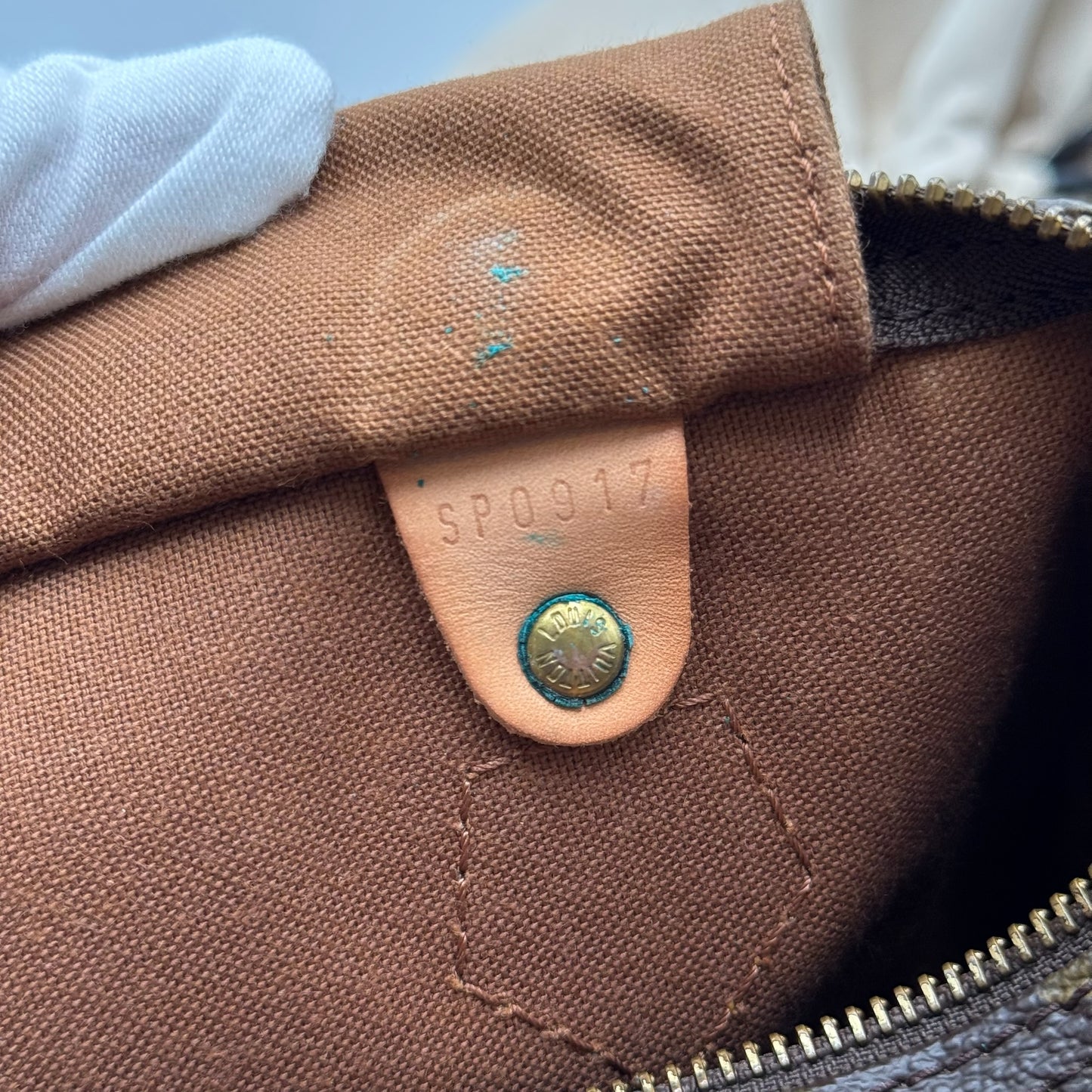 Louis Vuitton Speedy 30
