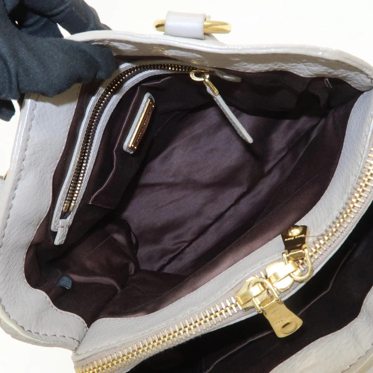 Miu Miu Shopping beige