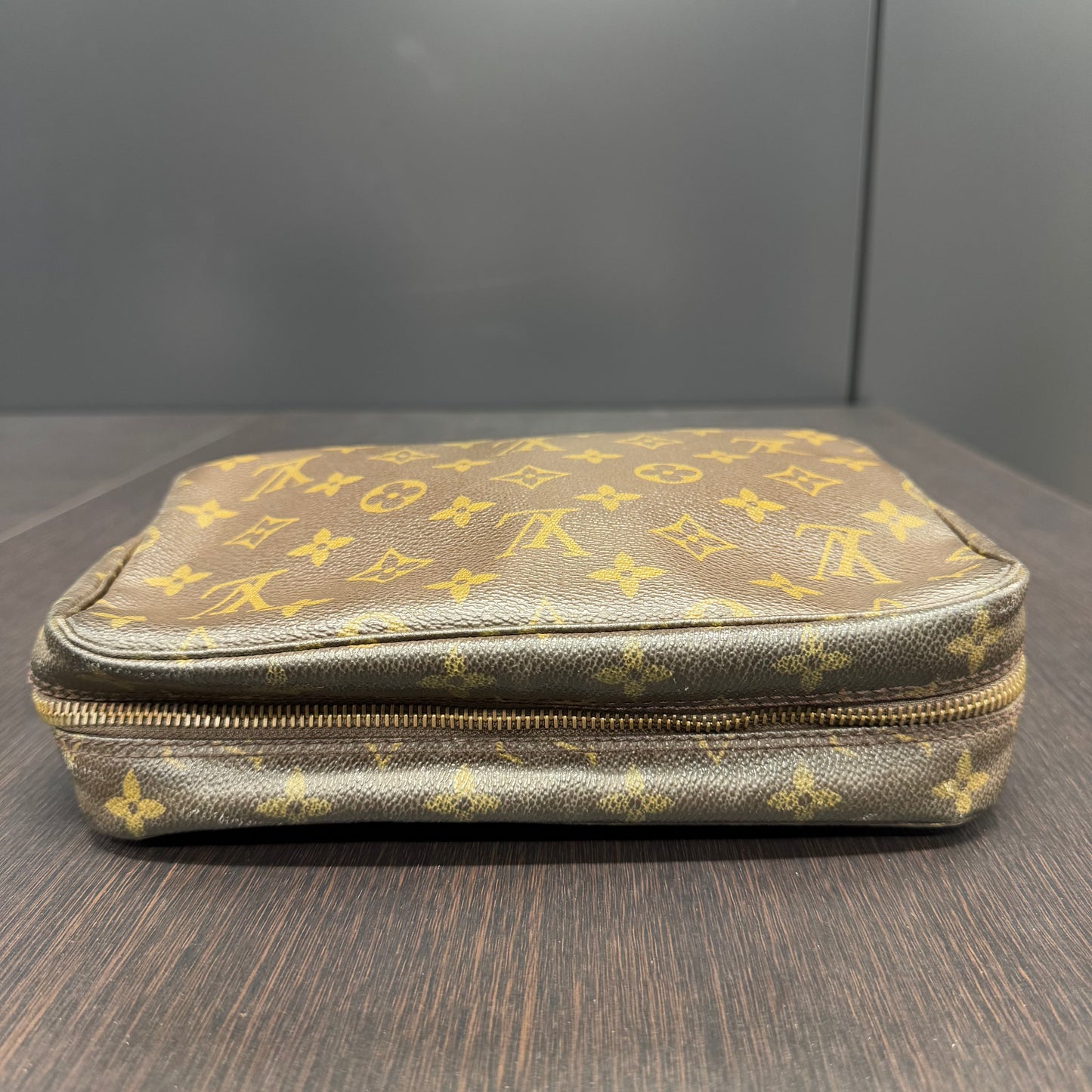 Louis Vuitton trousse de toilette MM