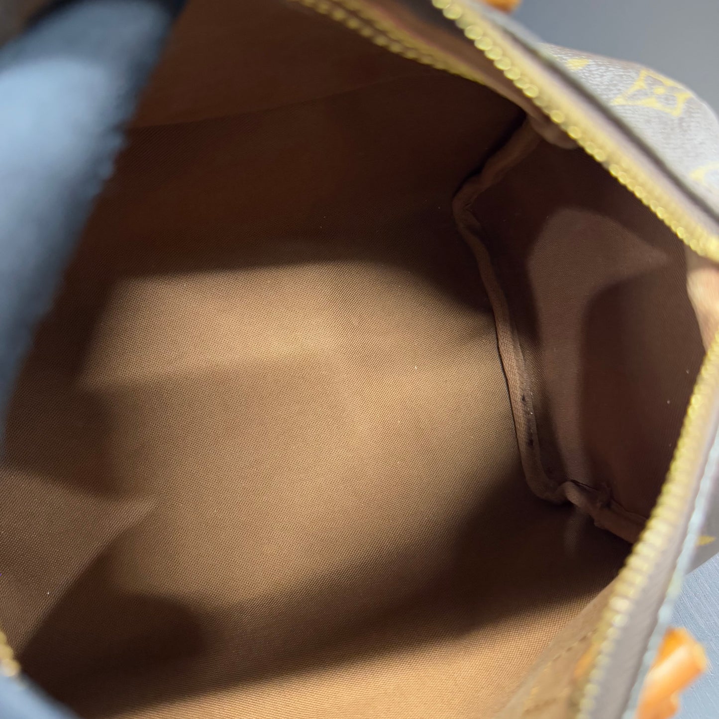 Louis Vuitton Speedy 25
