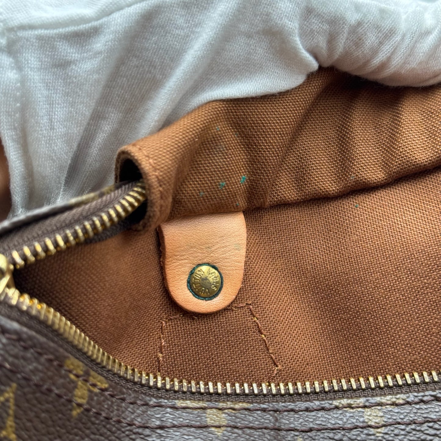 Louis Vuitton Speedy 30