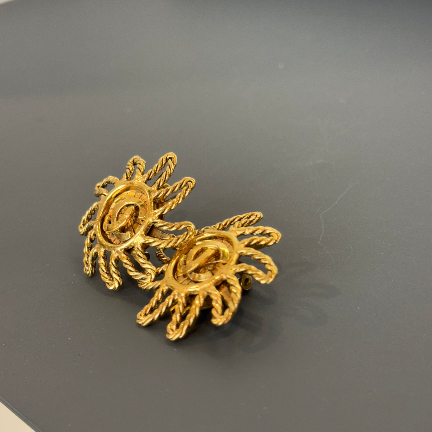 Chanel Clips D’Oreilles