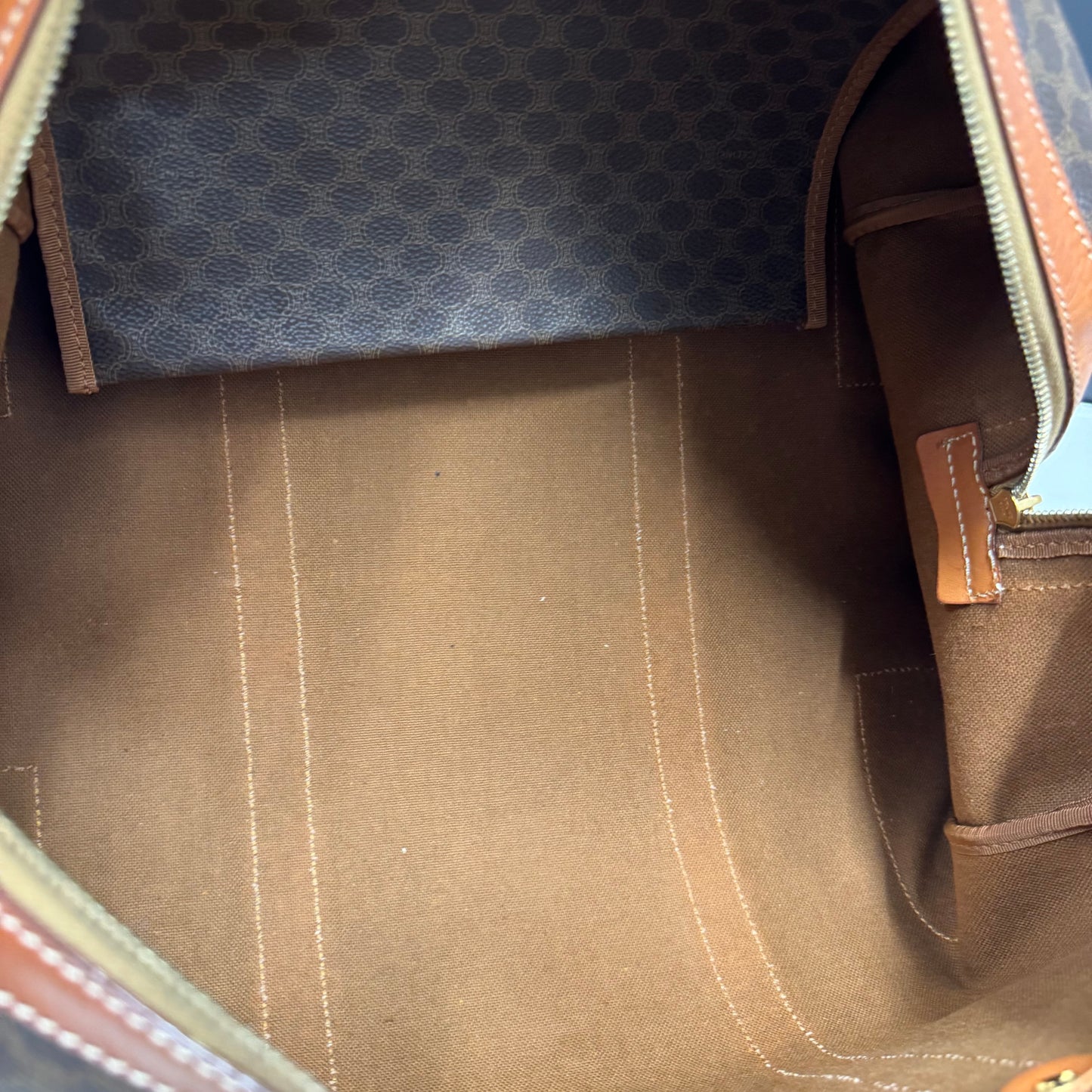 Céline Boston 40