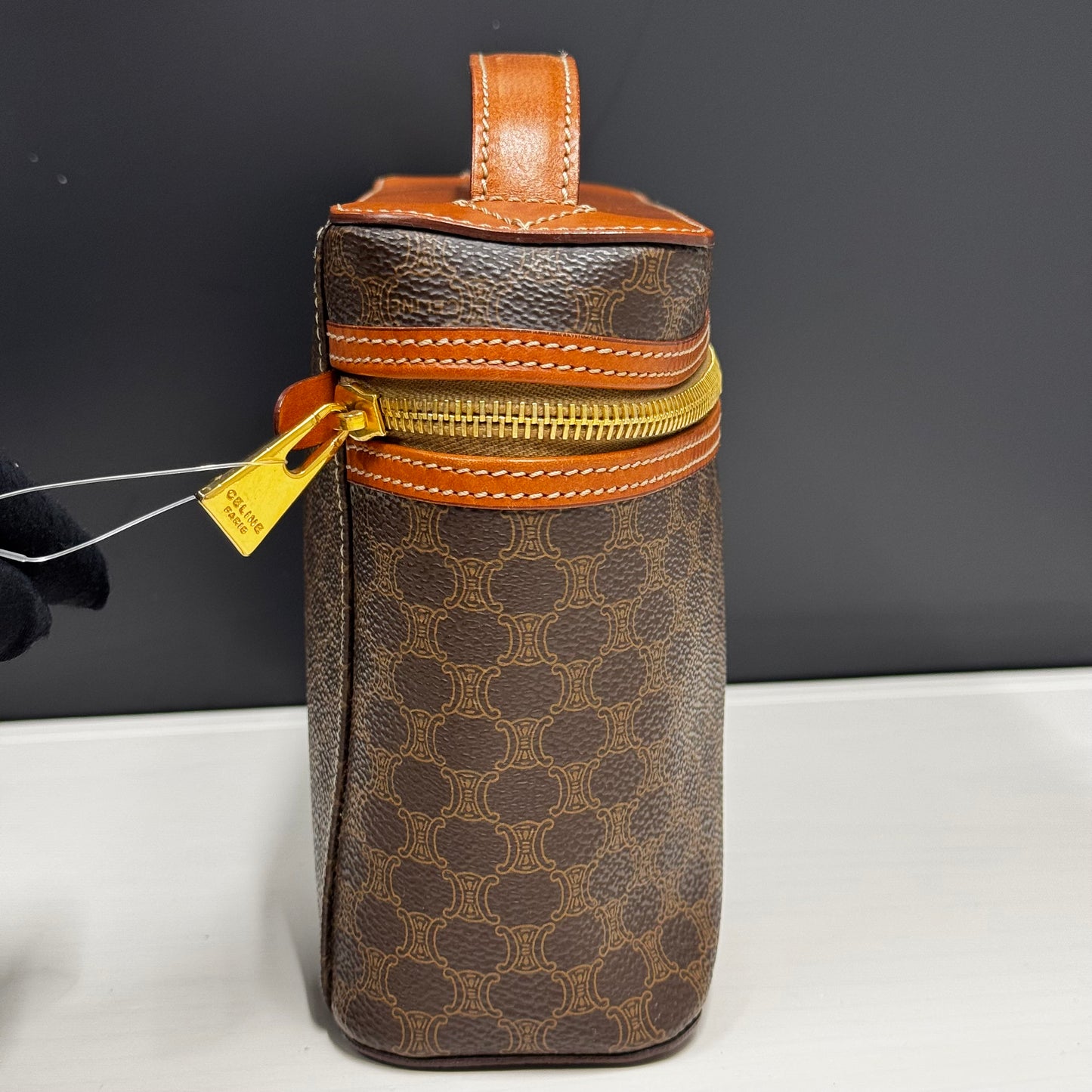 Céline Vanity