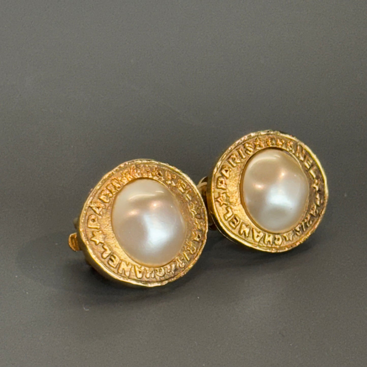 Chanel Clips D’Oreilles