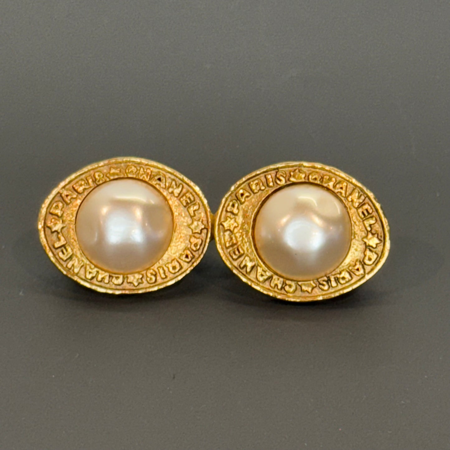 Chanel Clips D’Oreilles