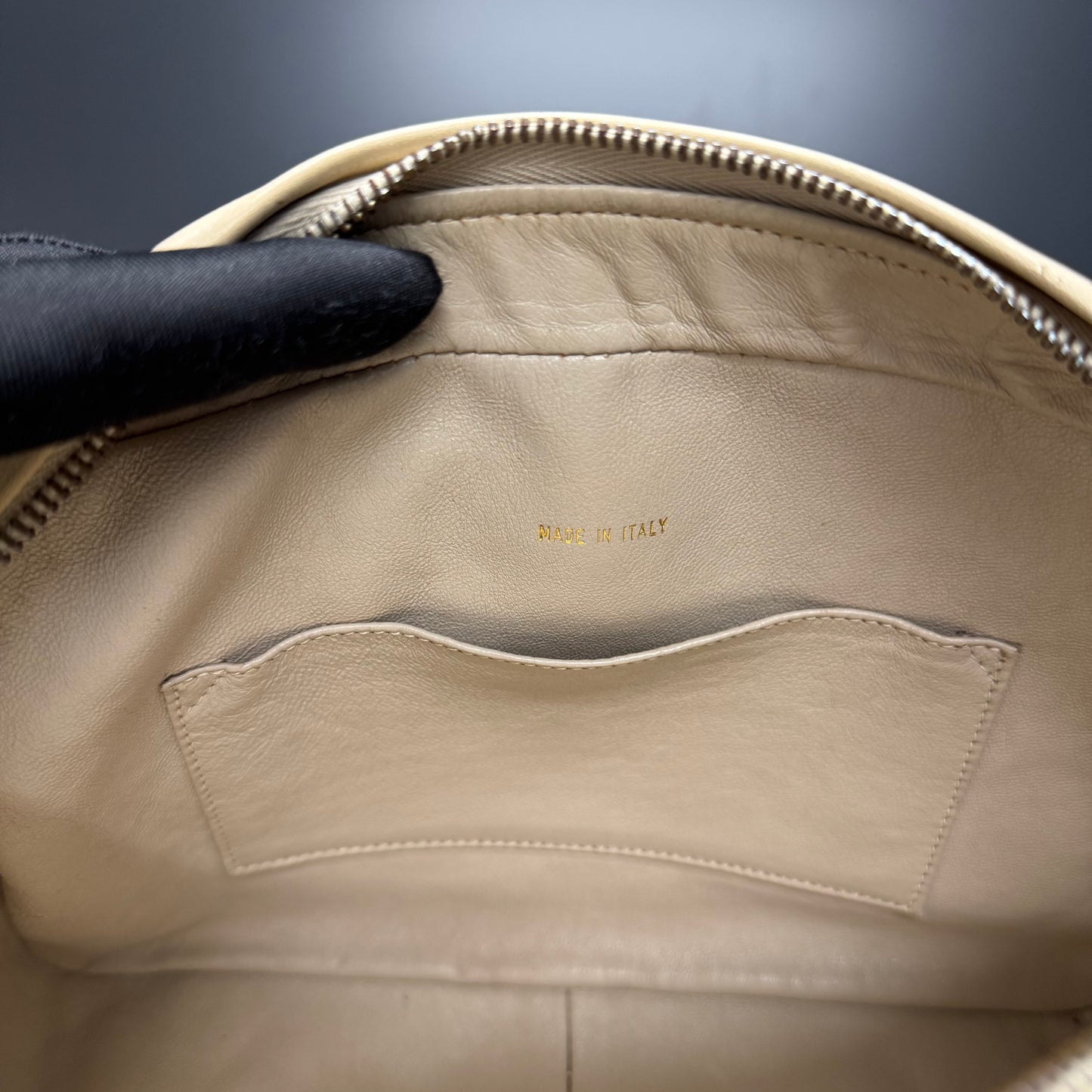 Chanel Caméra Beige