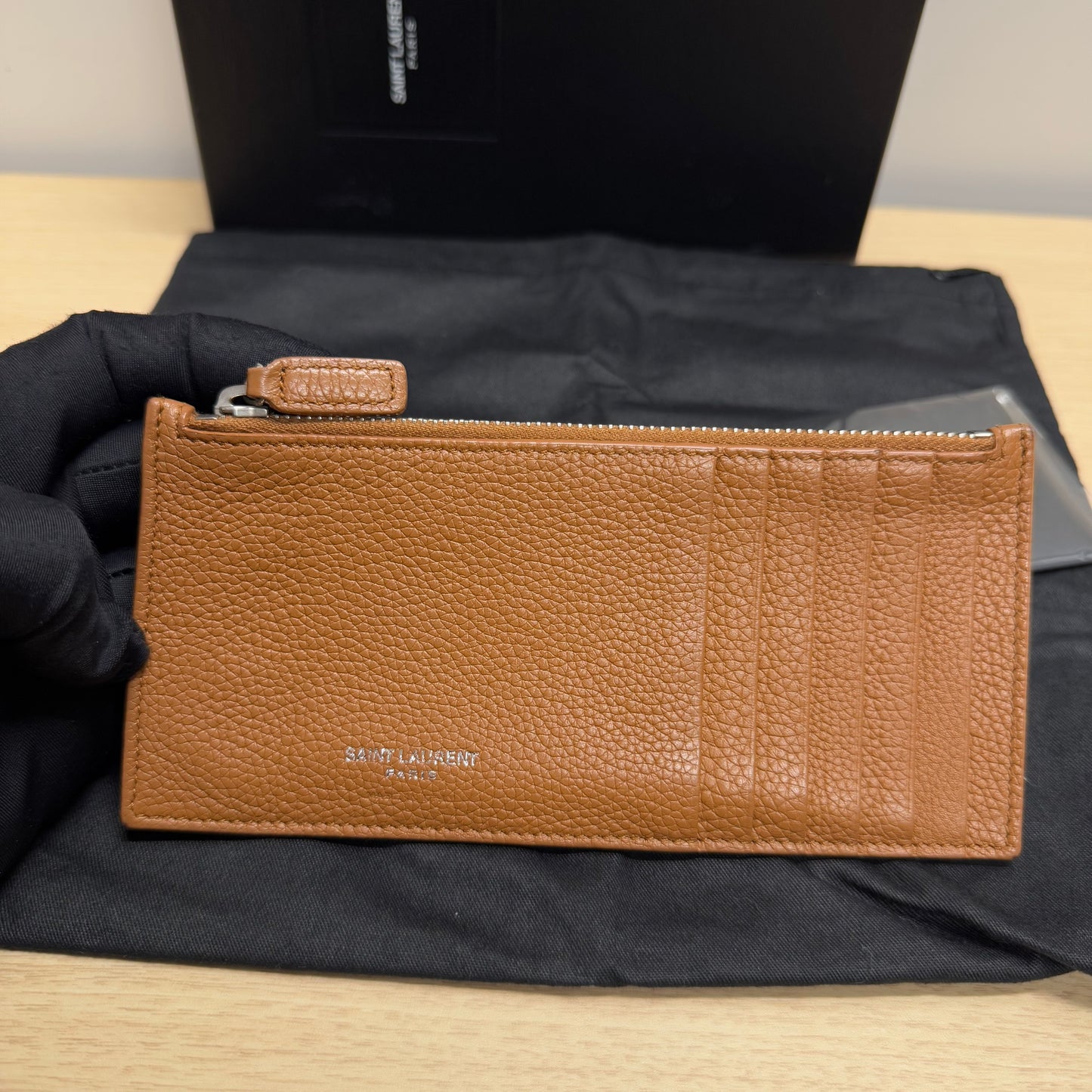 Yves Saint-Laurent Portefeuille