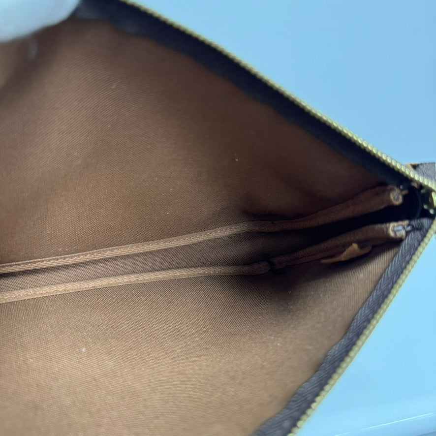 Louis Vuitton Pochette Accessoires Bandoulière