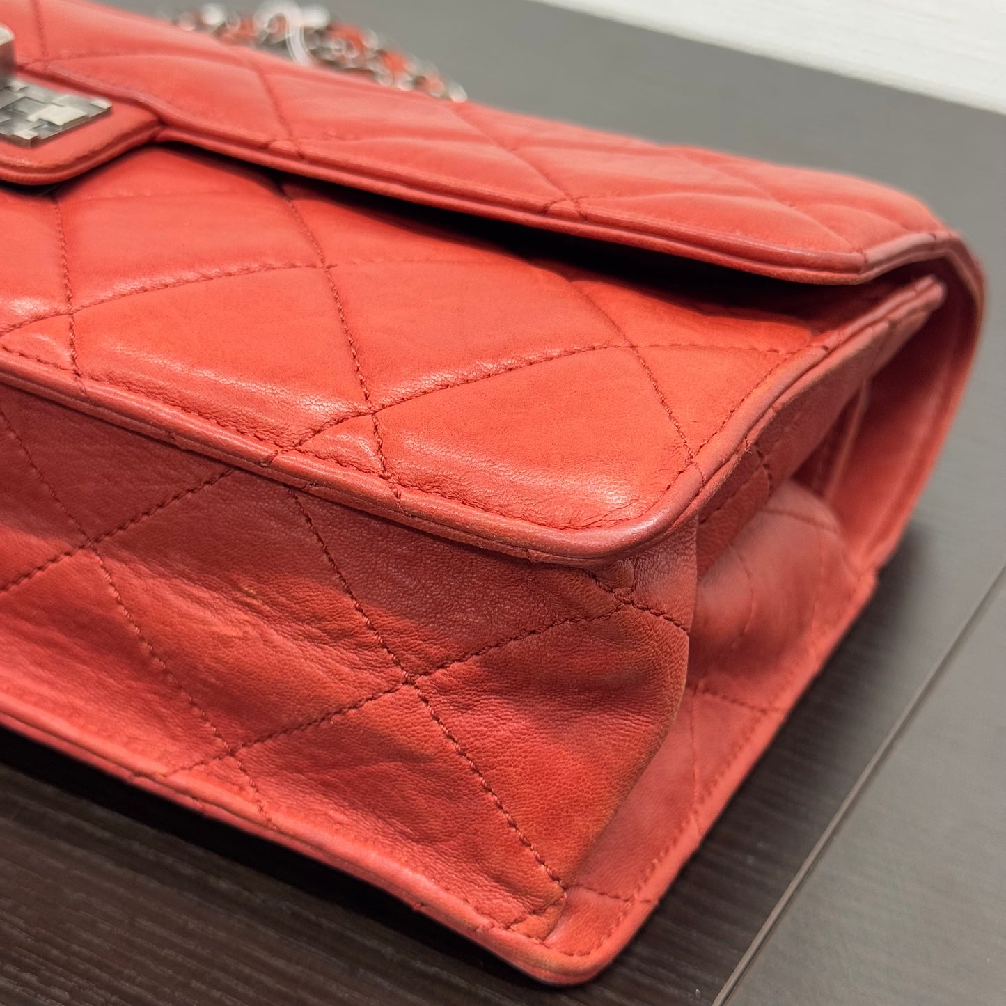 Chanel édition limitée rouge