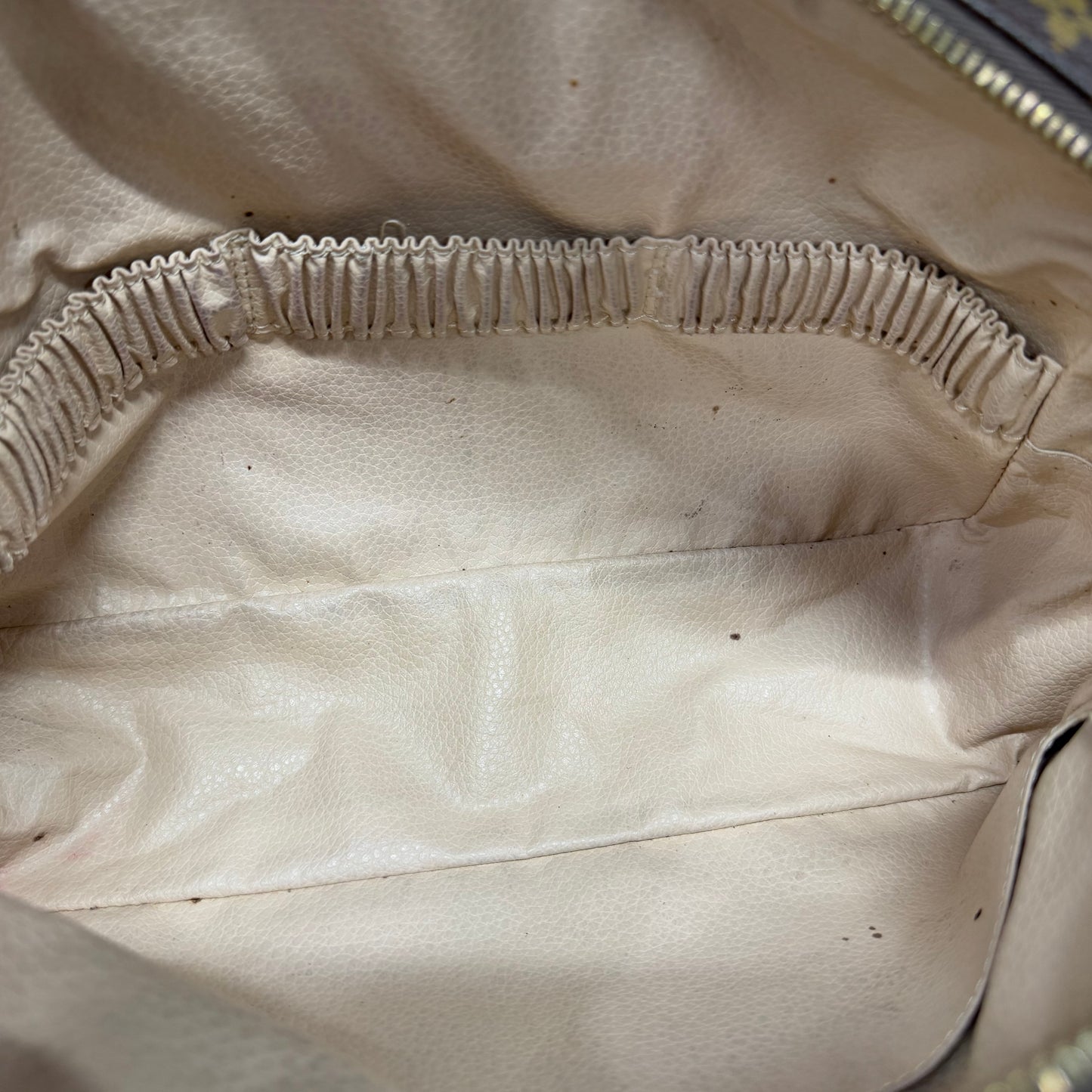 Louis Vuitton trousse de toilette GM