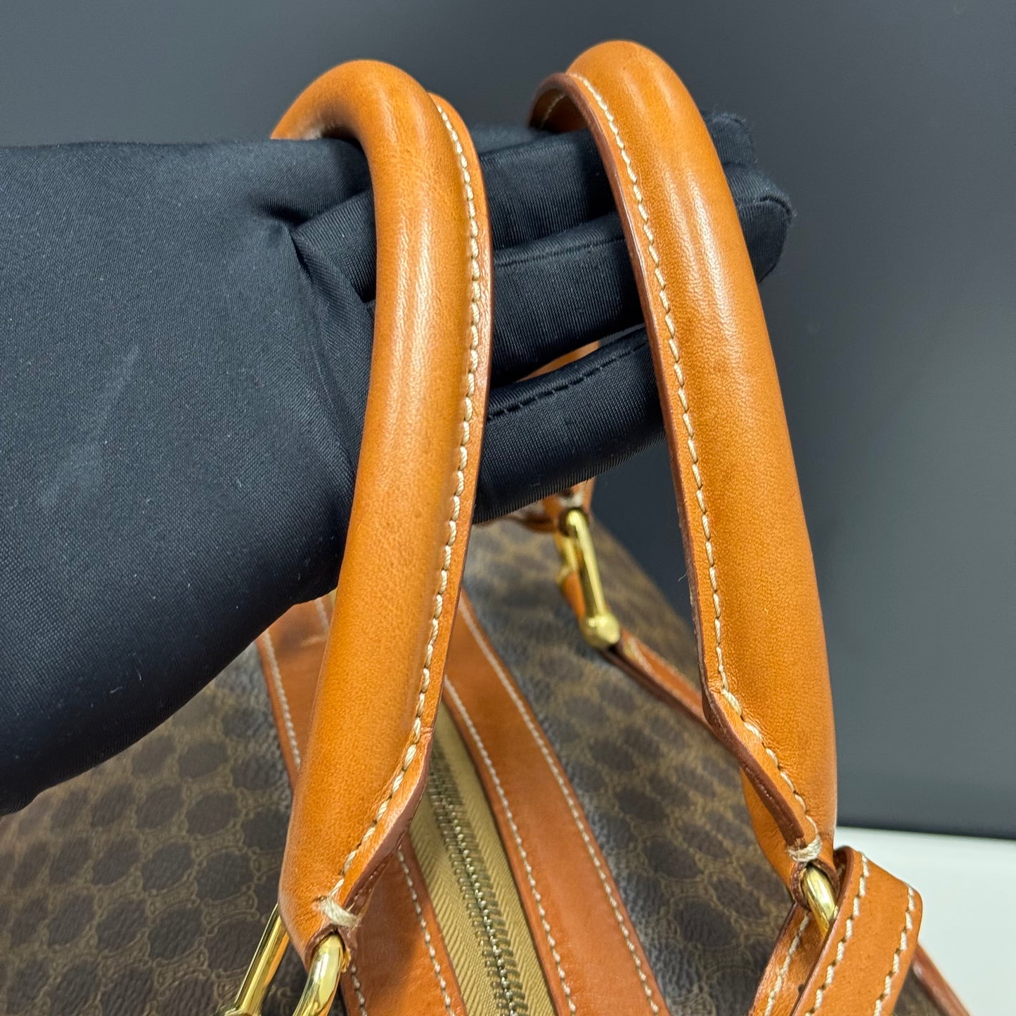 Céline Boston 40