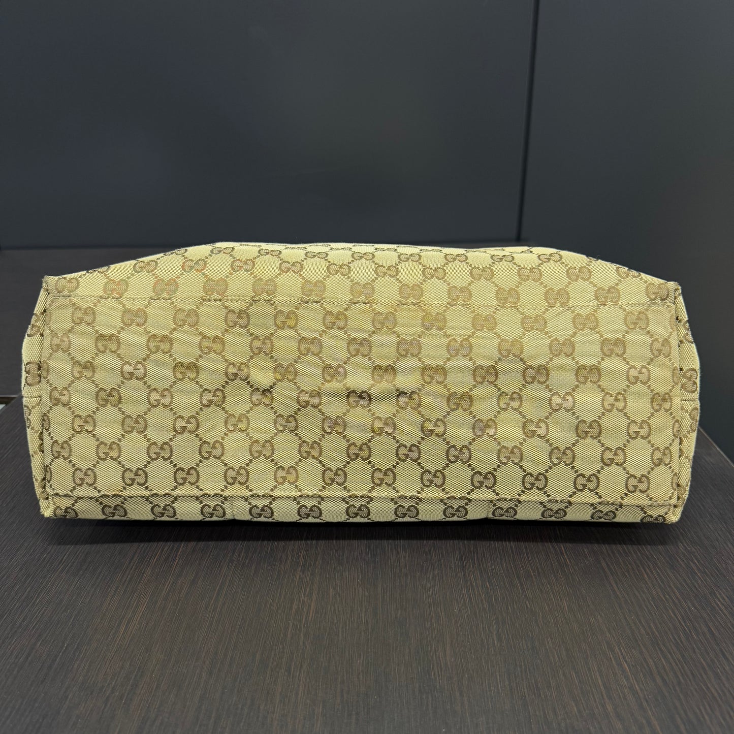 Gucci Shopping