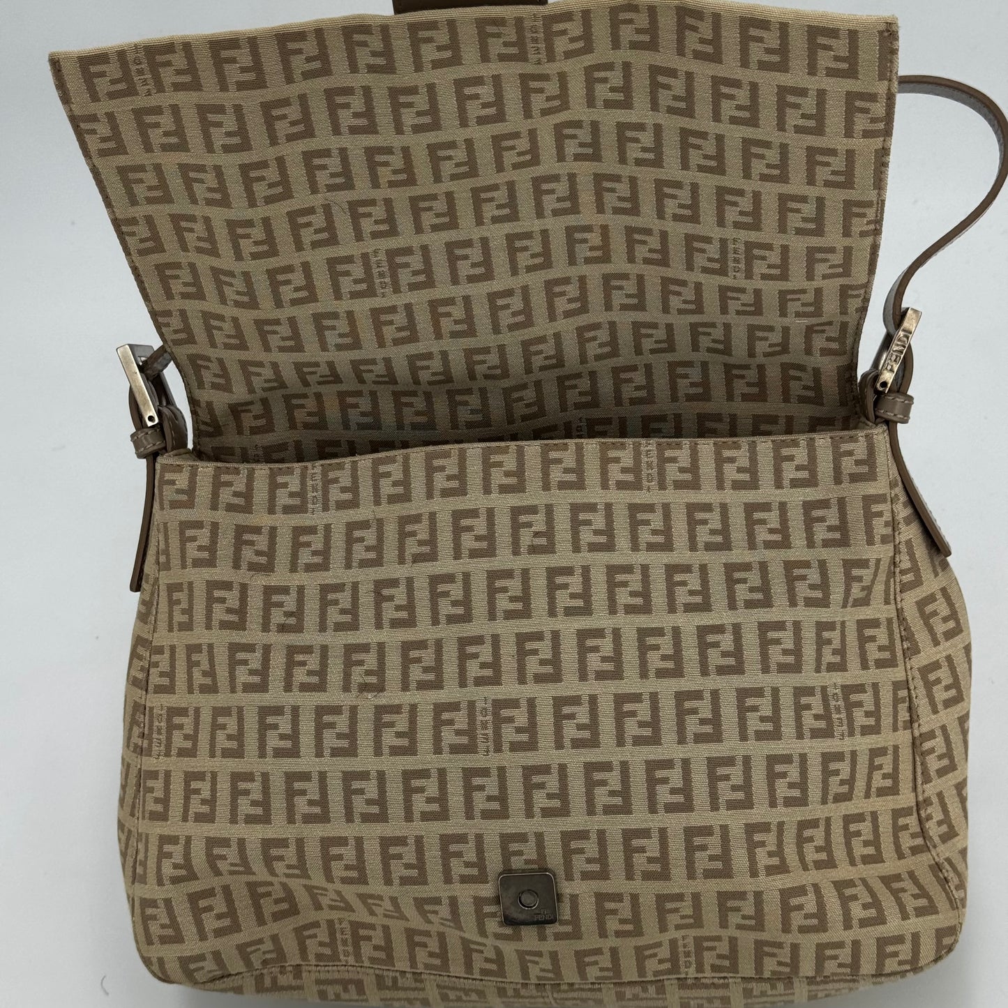 Fendi Baguette Mama