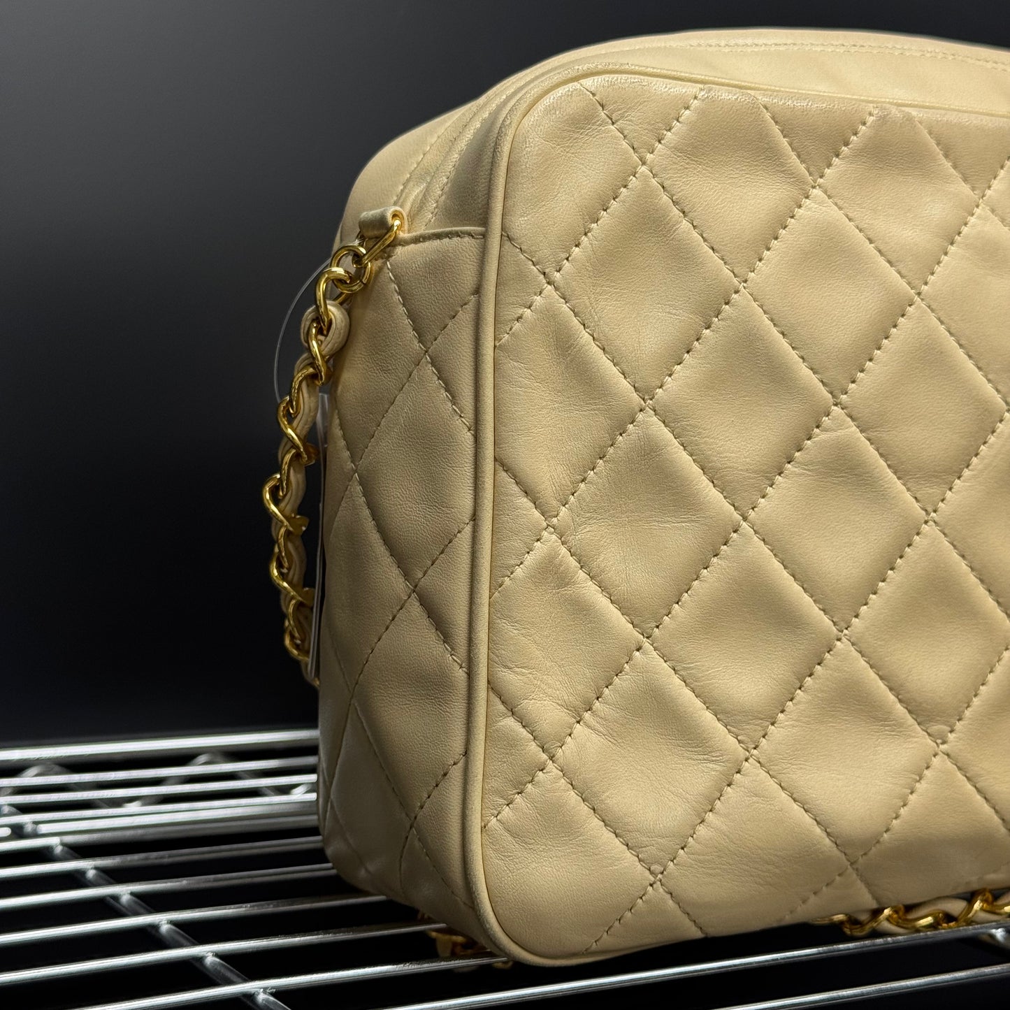 Chanel Caméra Beige