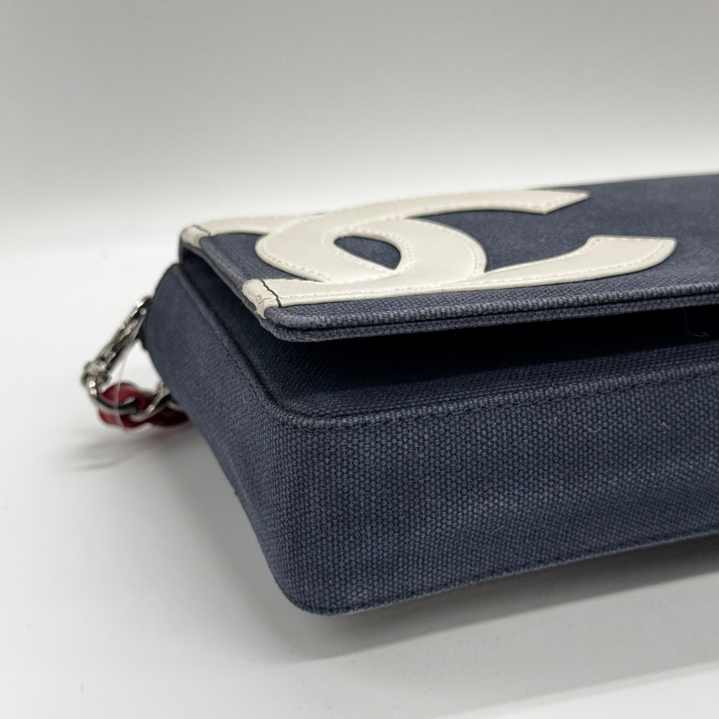 Chanel Baguette 5