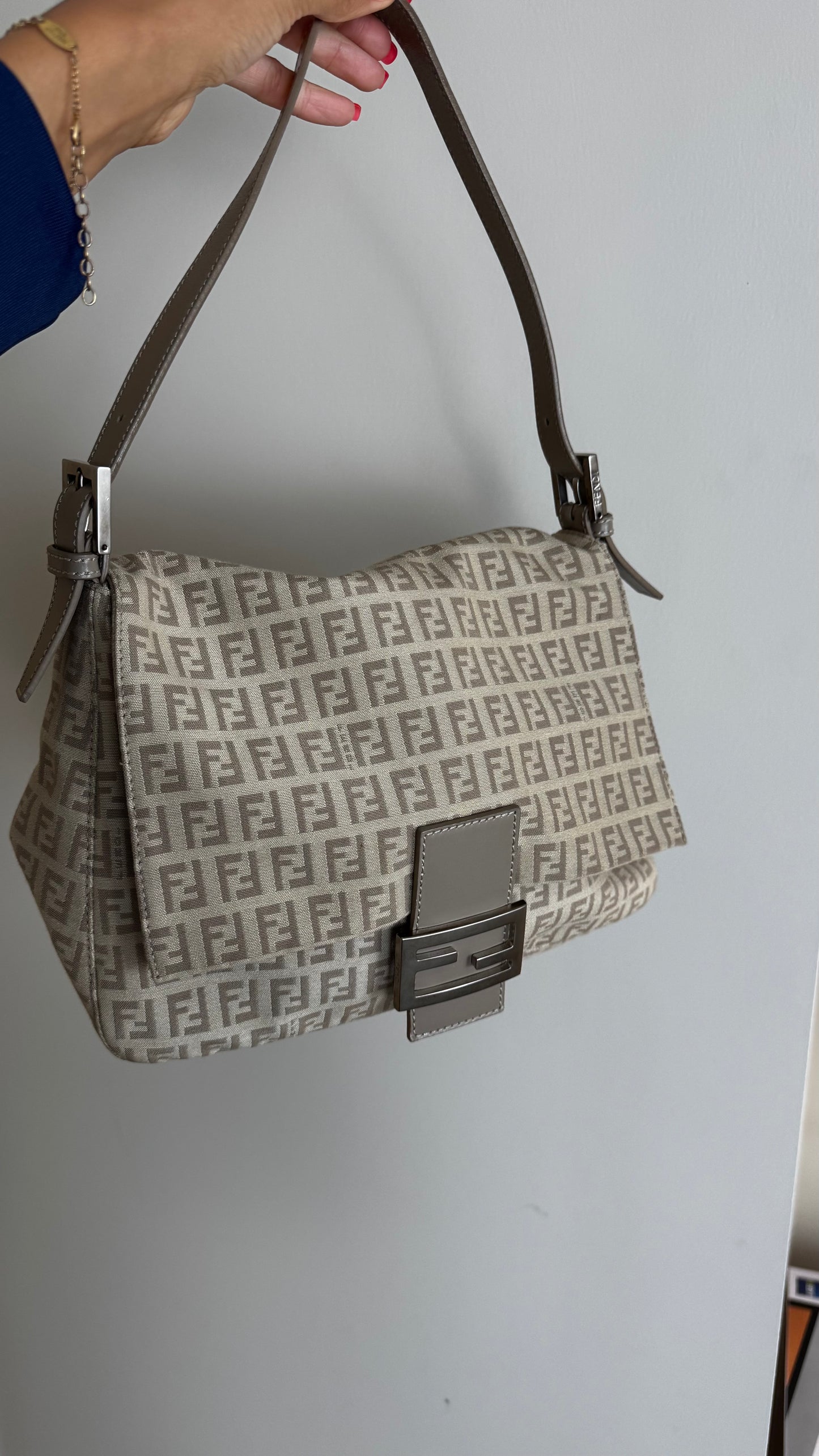 Fendi Baguette Mama