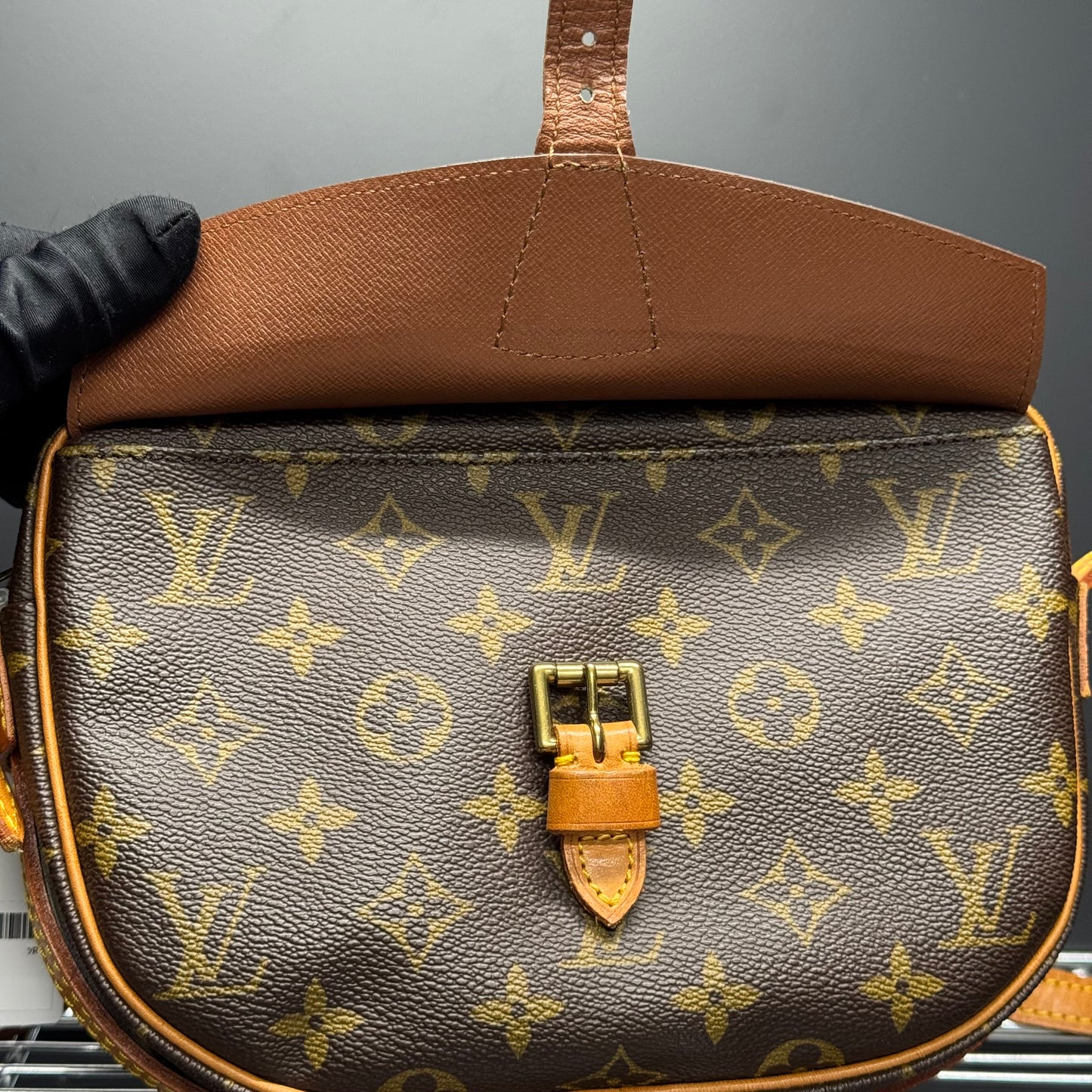 Louis Vuitton Jeune fille