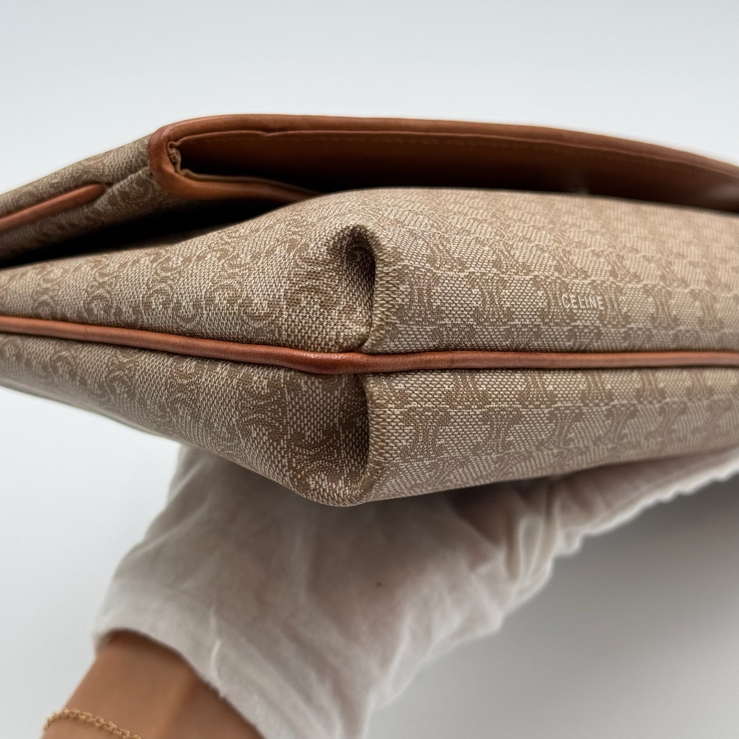 Celine Pochette