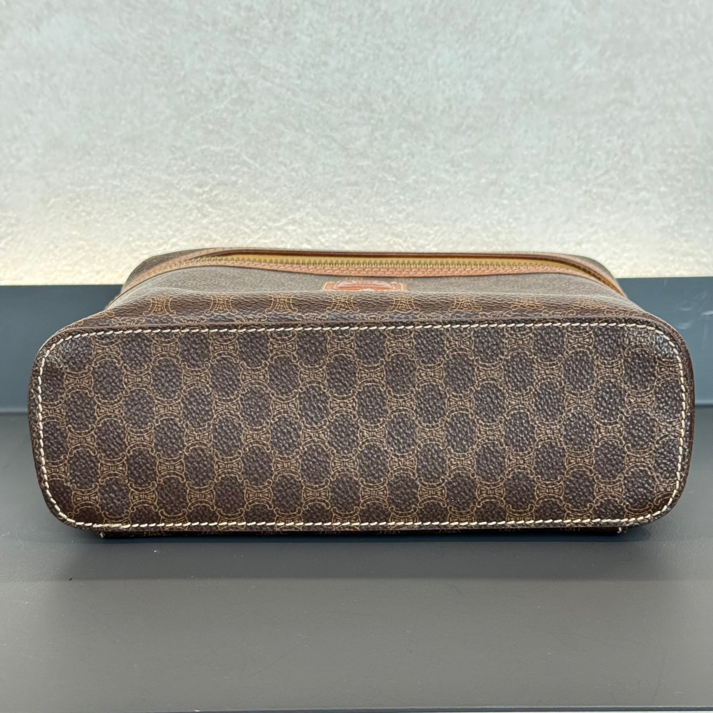 Céline Vanity