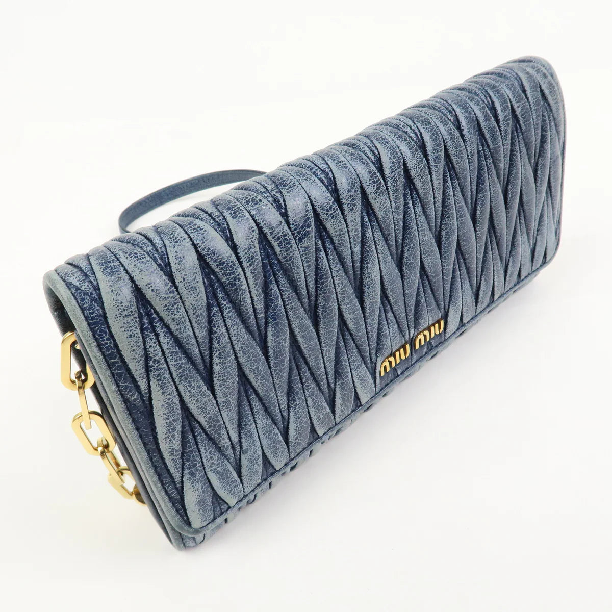 Miu Miu Wallet on chain