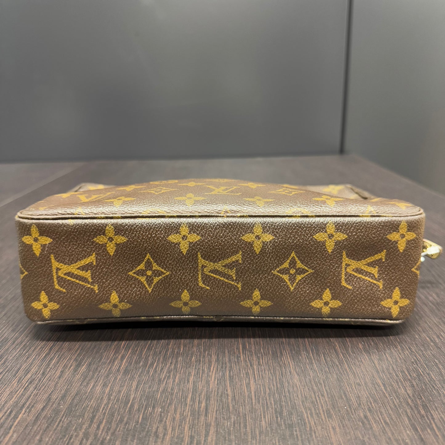 Louis Vuitton trousse de toilette MM
