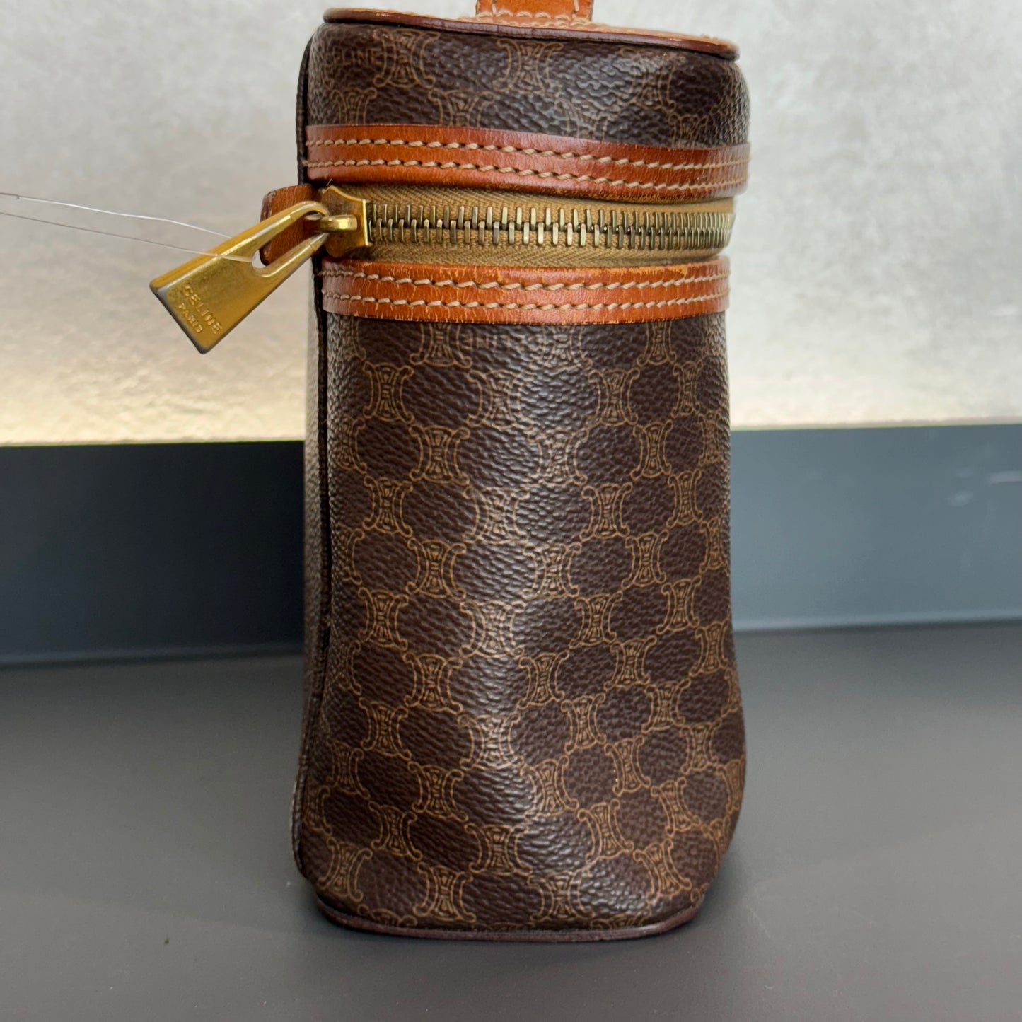 Céline Vanity